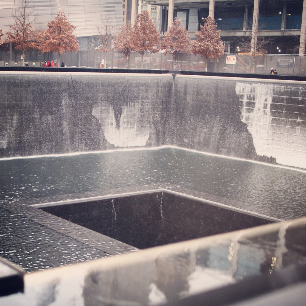 当年这里就是双子塔的地基