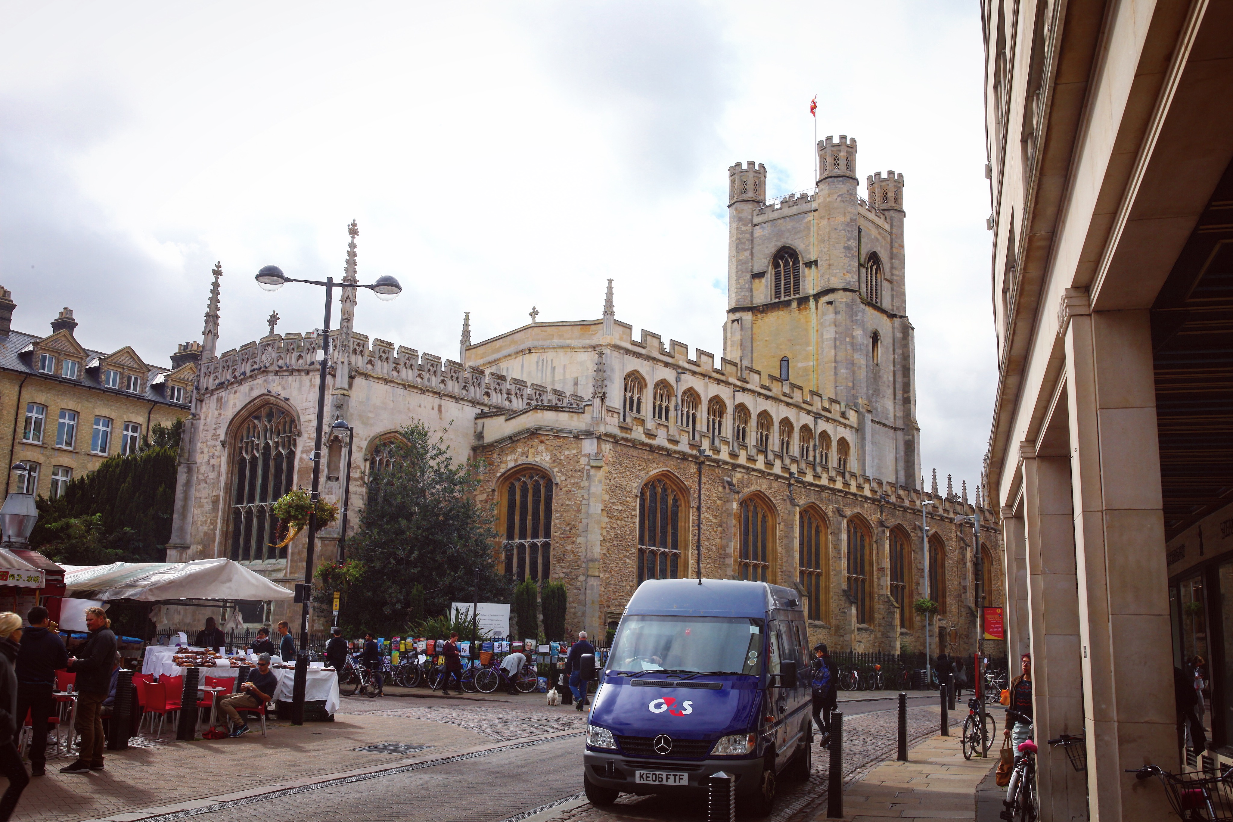 从伦敦国王十字车站12磅的火车直接来到剑桥