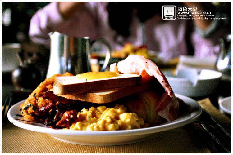 酒店提供的早餐，基本上这几天都是吃这些东西