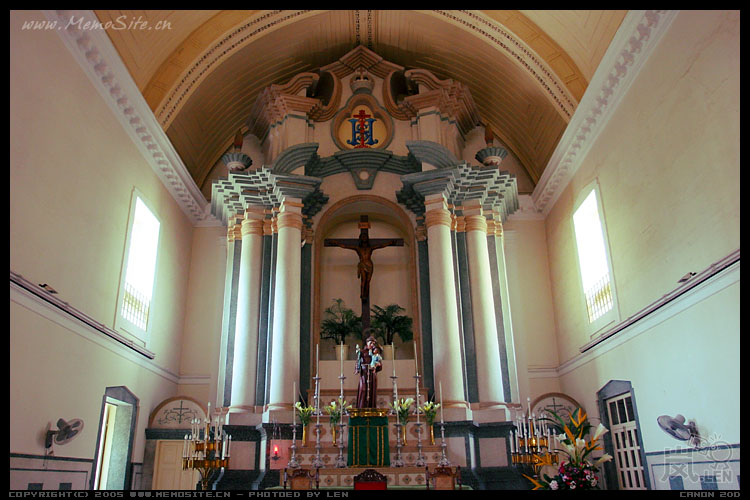圣安多尼堂内景